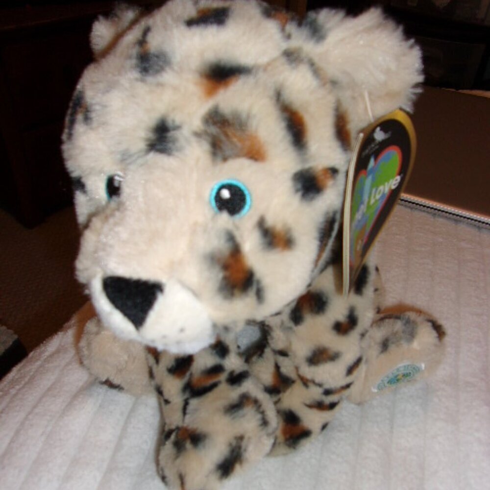 FAO Schwarz 10" Planet Love Recycled Bottle Amur Leopard Toy Plush New